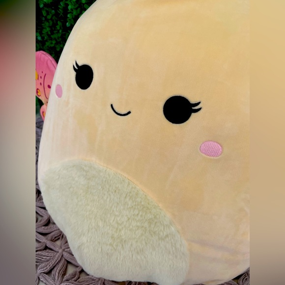 NWT Miry the Moth Squishmallows 16" - Picture 4 of 7